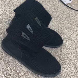 Black bear paw boots